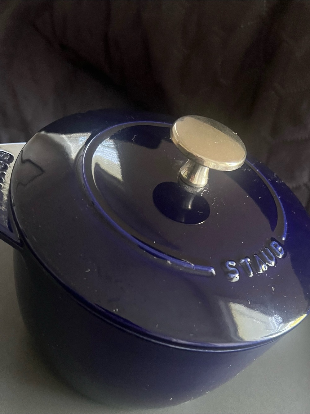 Staub Cast Iron Petite Dutch Oven Pot 1.5Qt.